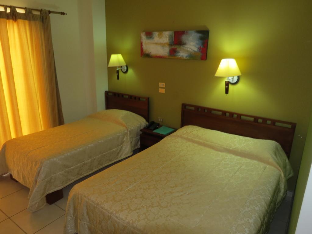 Hotel La Fortuna Екстер'єр фото