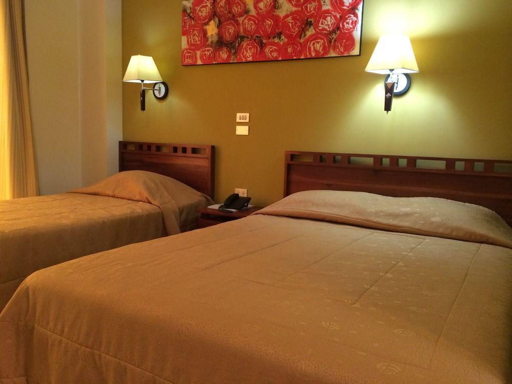 Hotel La Fortuna Екстер'єр фото