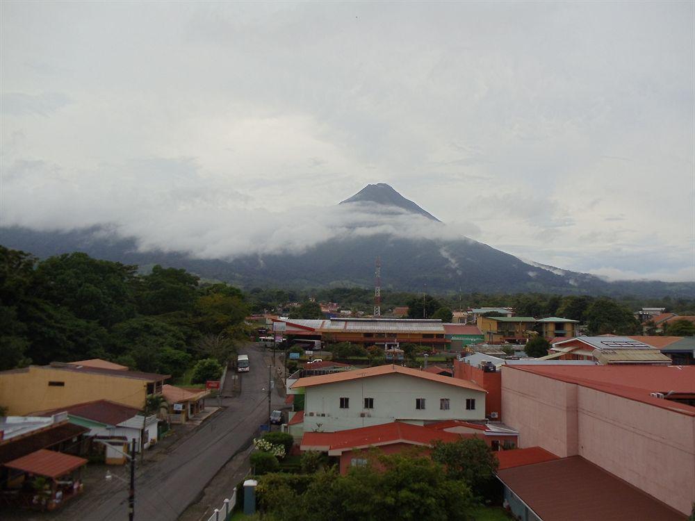 Hotel La Fortuna Екстер'єр фото