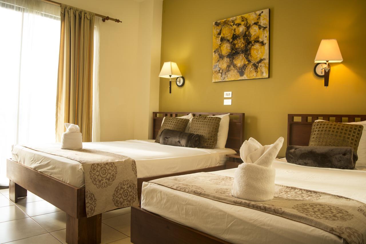 Hotel La Fortuna Екстер'єр фото