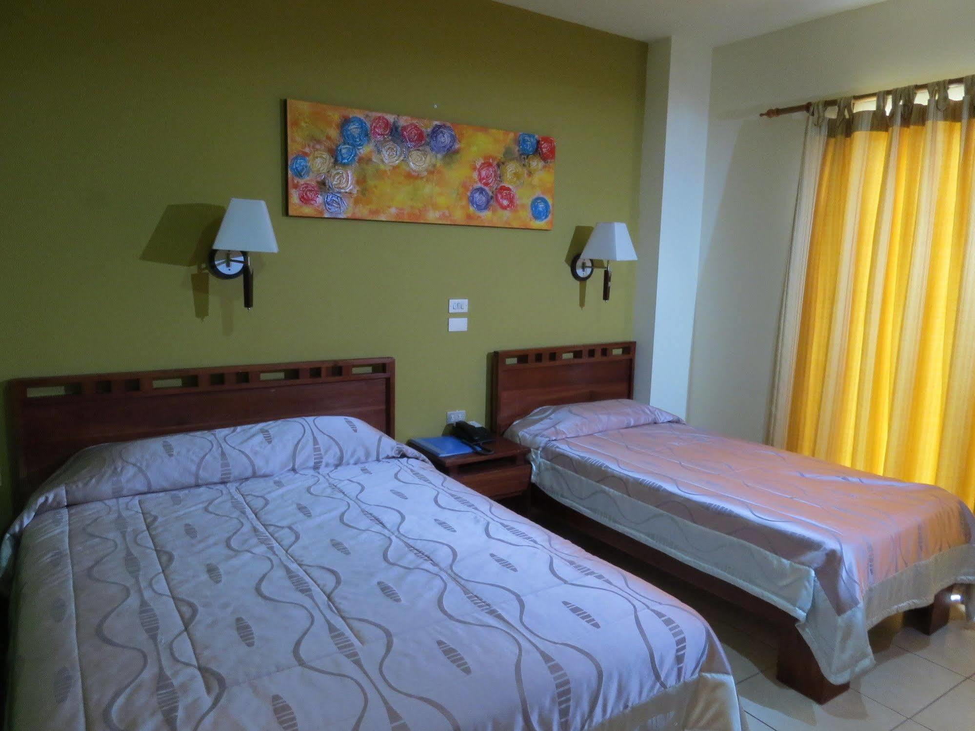 Hotel La Fortuna Екстер'єр фото