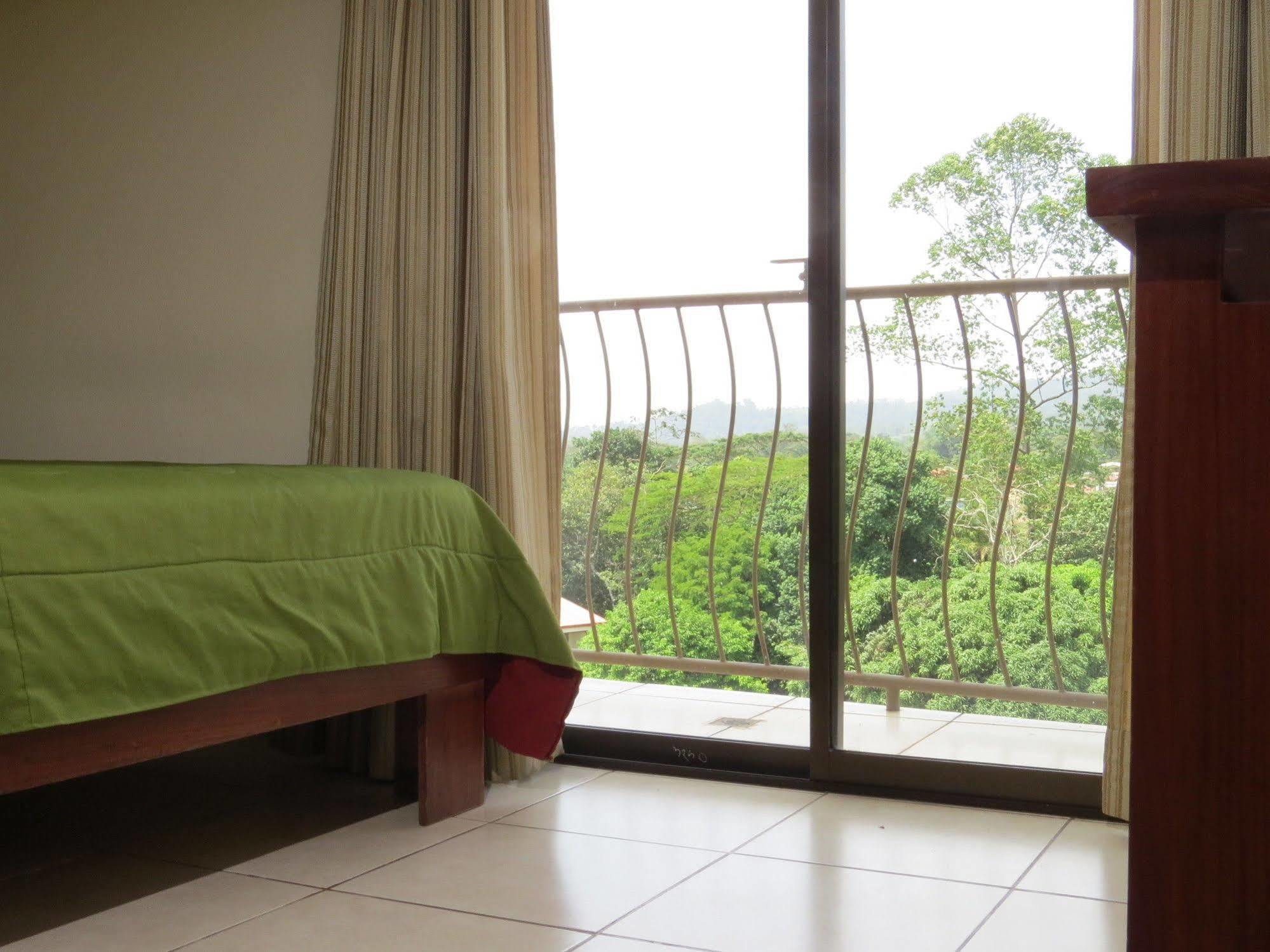 Hotel La Fortuna Екстер'єр фото
