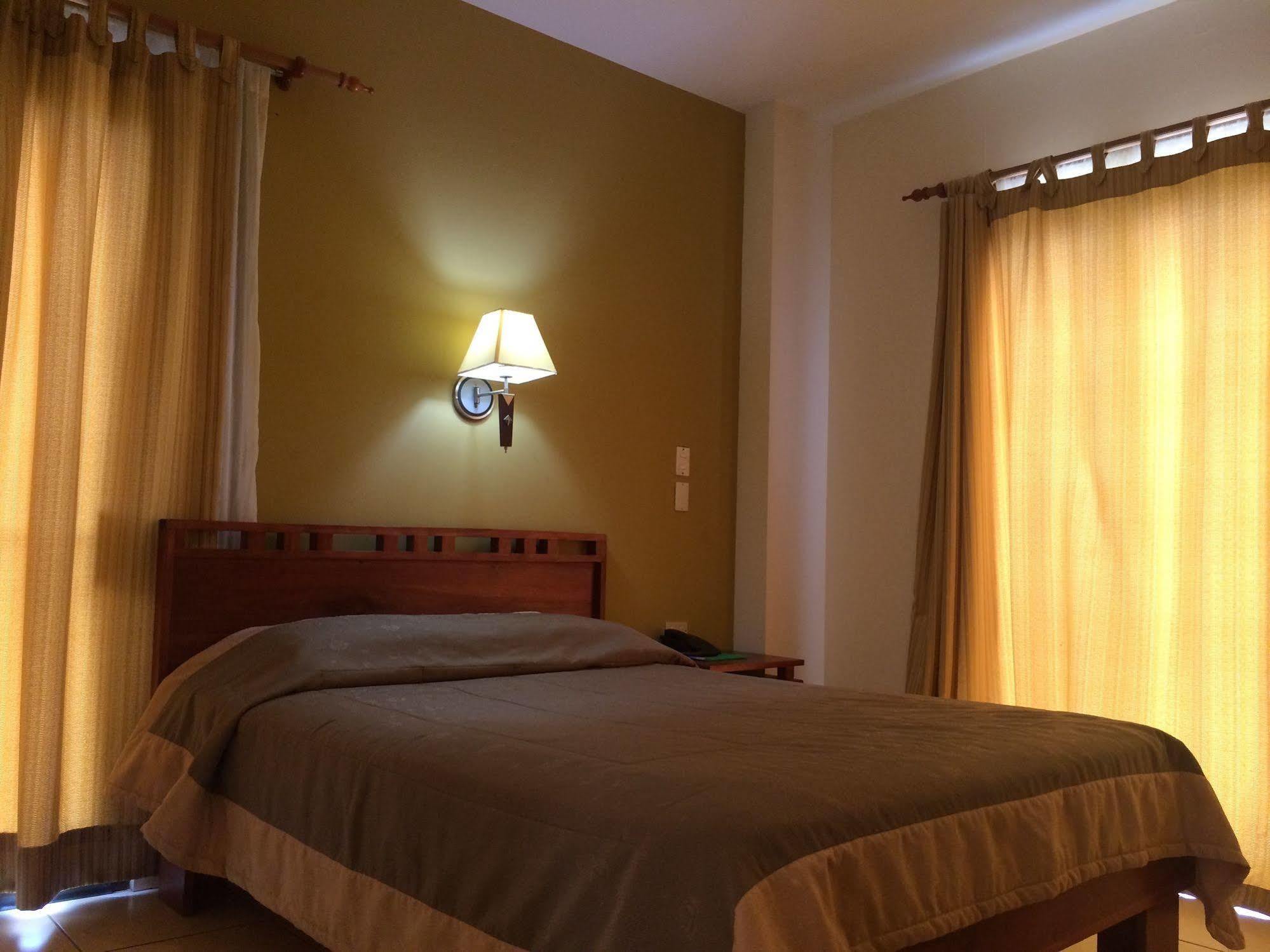 Hotel La Fortuna Екстер'єр фото